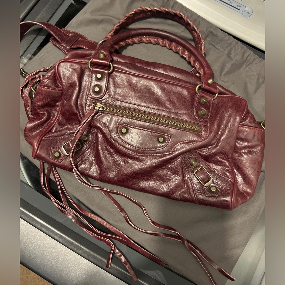 🛑SOLD🛑 Balenciaga Box Bag, Chèvre Bordeaux